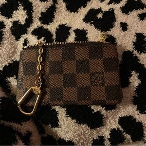 LOUIS VUITTON KEY POUCH DAMIER *do not buy, reserved*